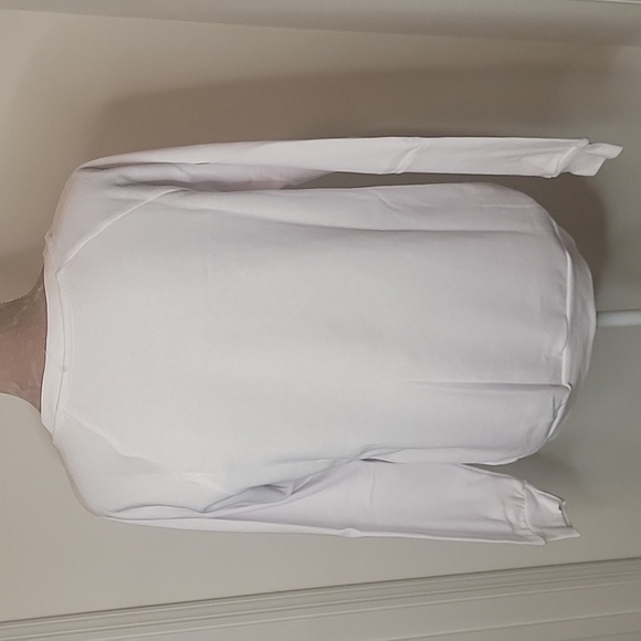 Freeze, Size M White Sweatshirt, Skull Print with Clear Pocket for Mouth.  NWOT - Picture 4 of 9